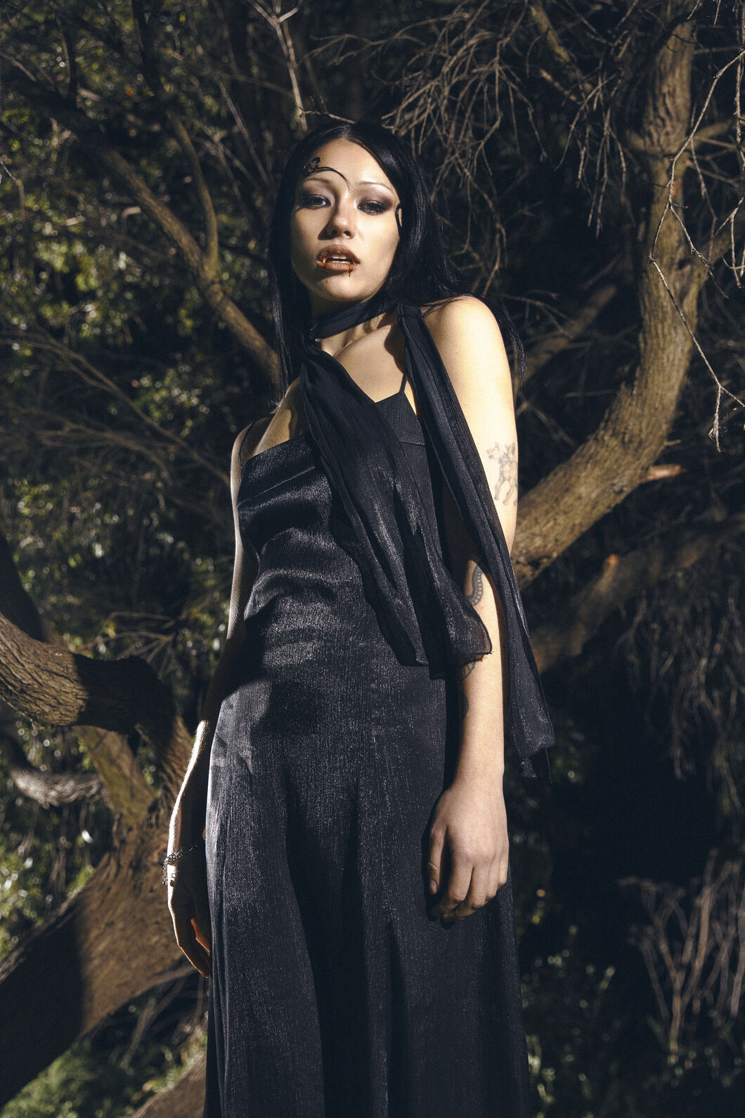 Black Friday - Behind The Blind Gown - black
