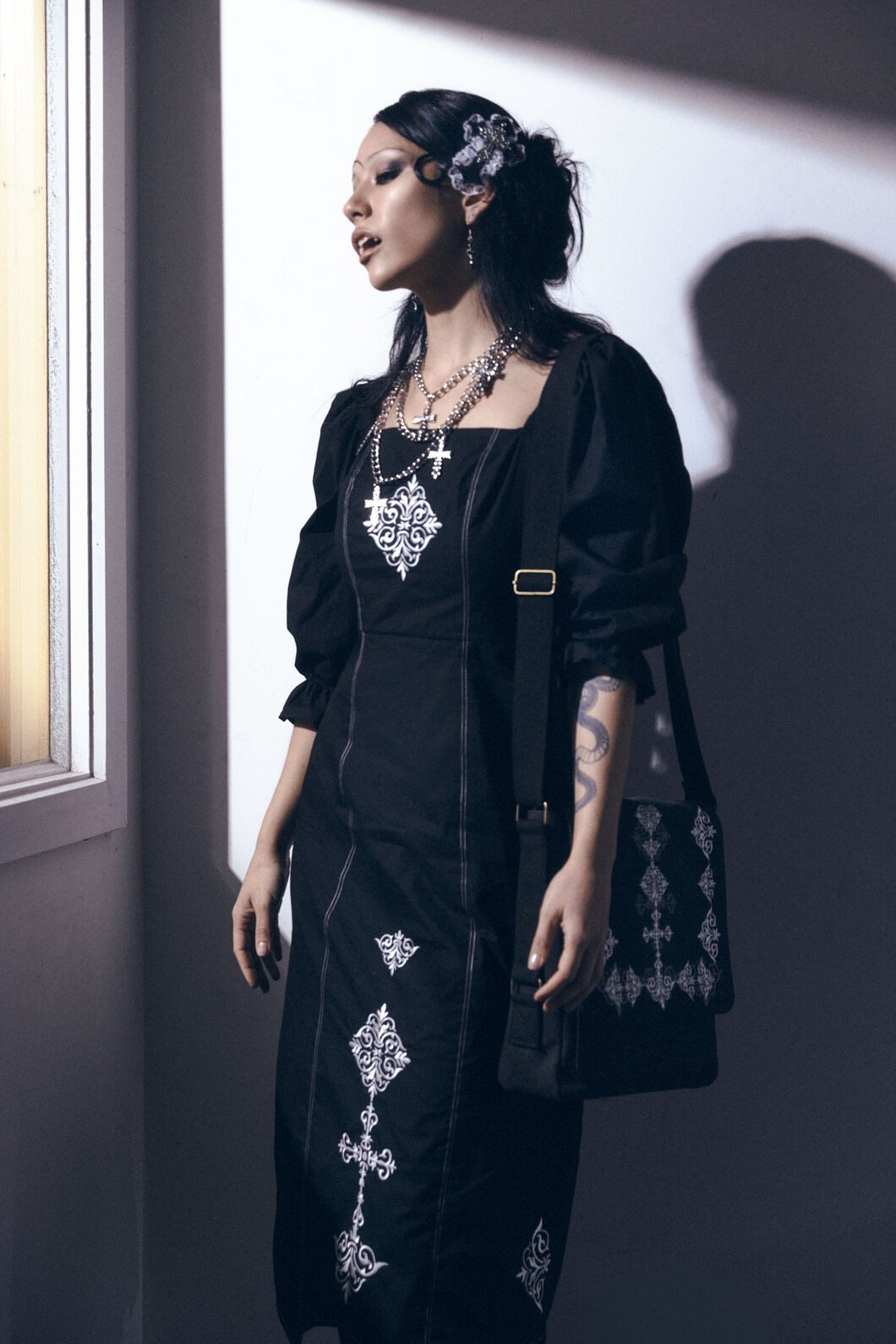 Black Friday - Sunday Motif Dress - black
