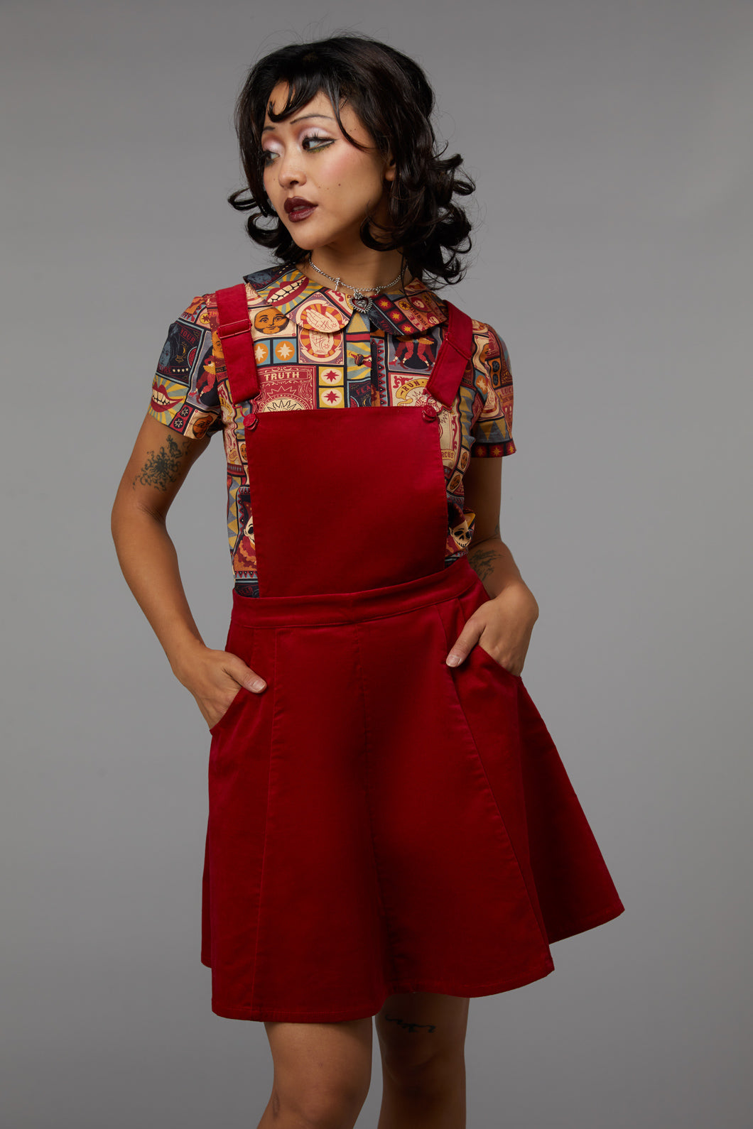 Black Friday - Ring Mastress Pinafore - red
