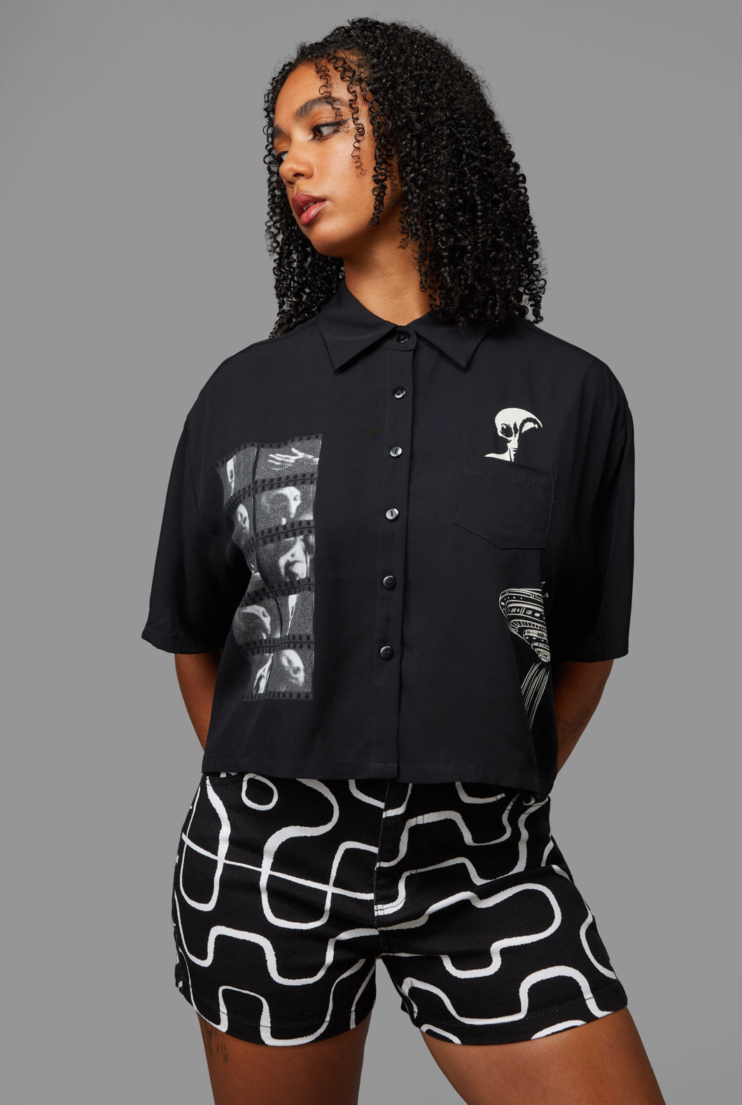 Black Friday - Camcorder Blouse - black