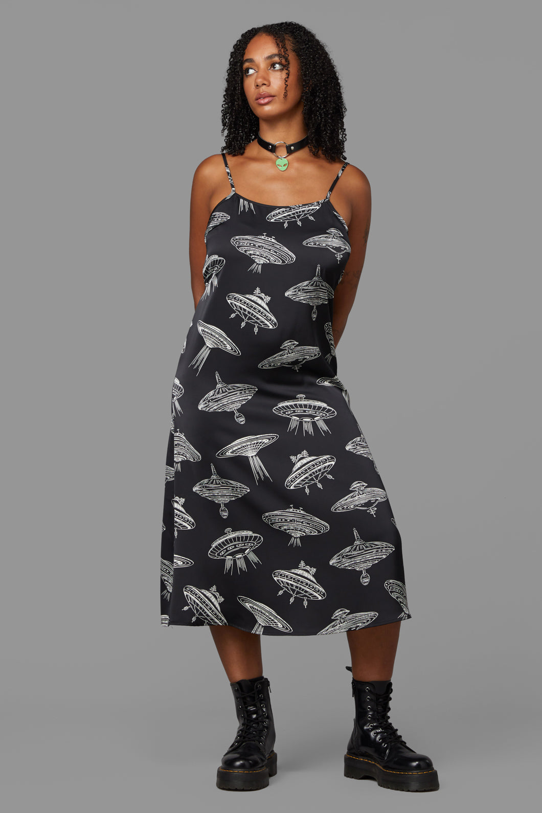 Black Friday - Ufo Dress - black