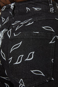 Black Friday - Larvae Flocked Pant - black