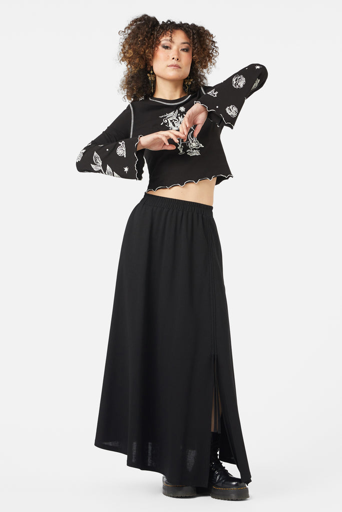 Witches Room Skirt Dangerfield