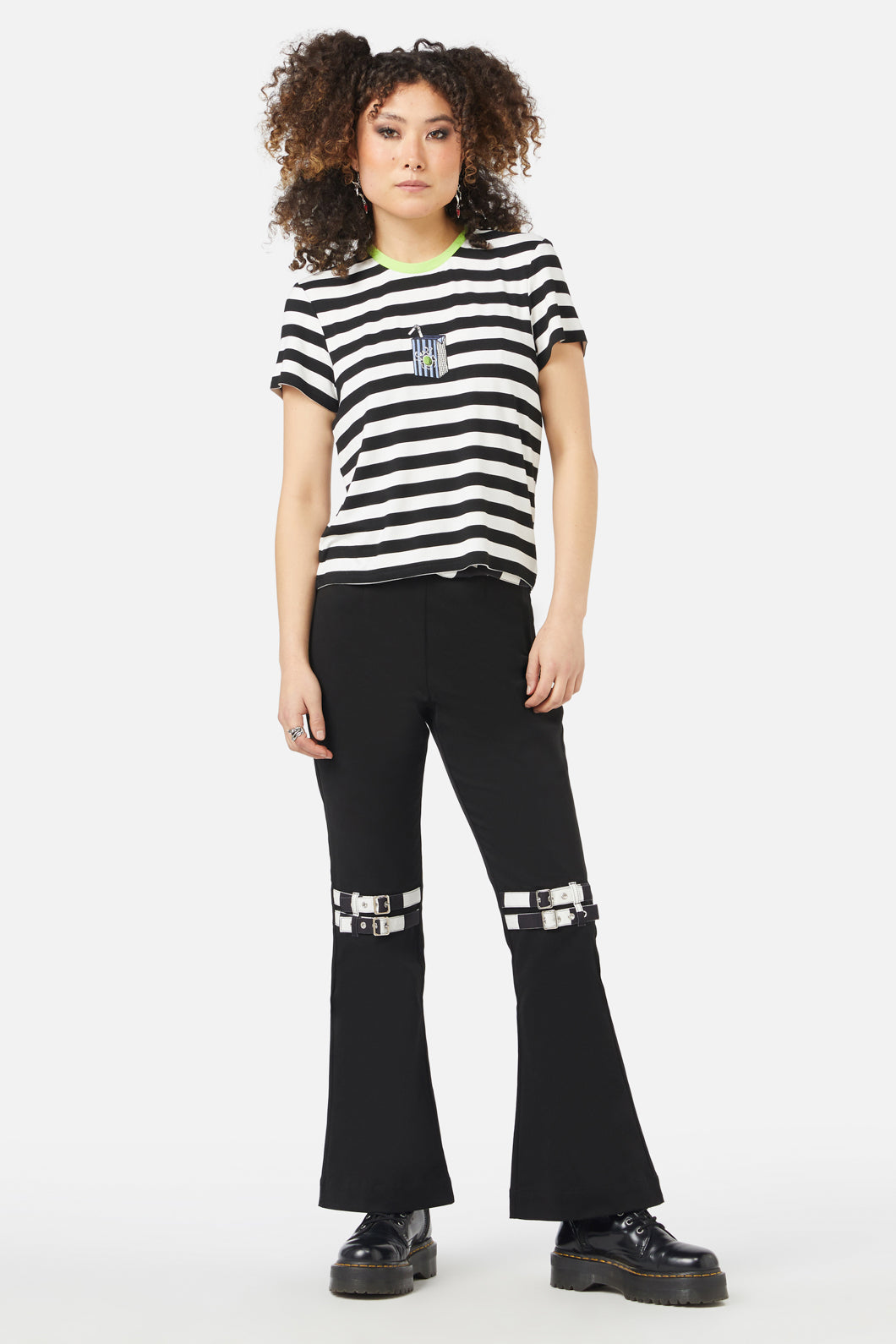 Black Friday - Spooky Tee - black-white