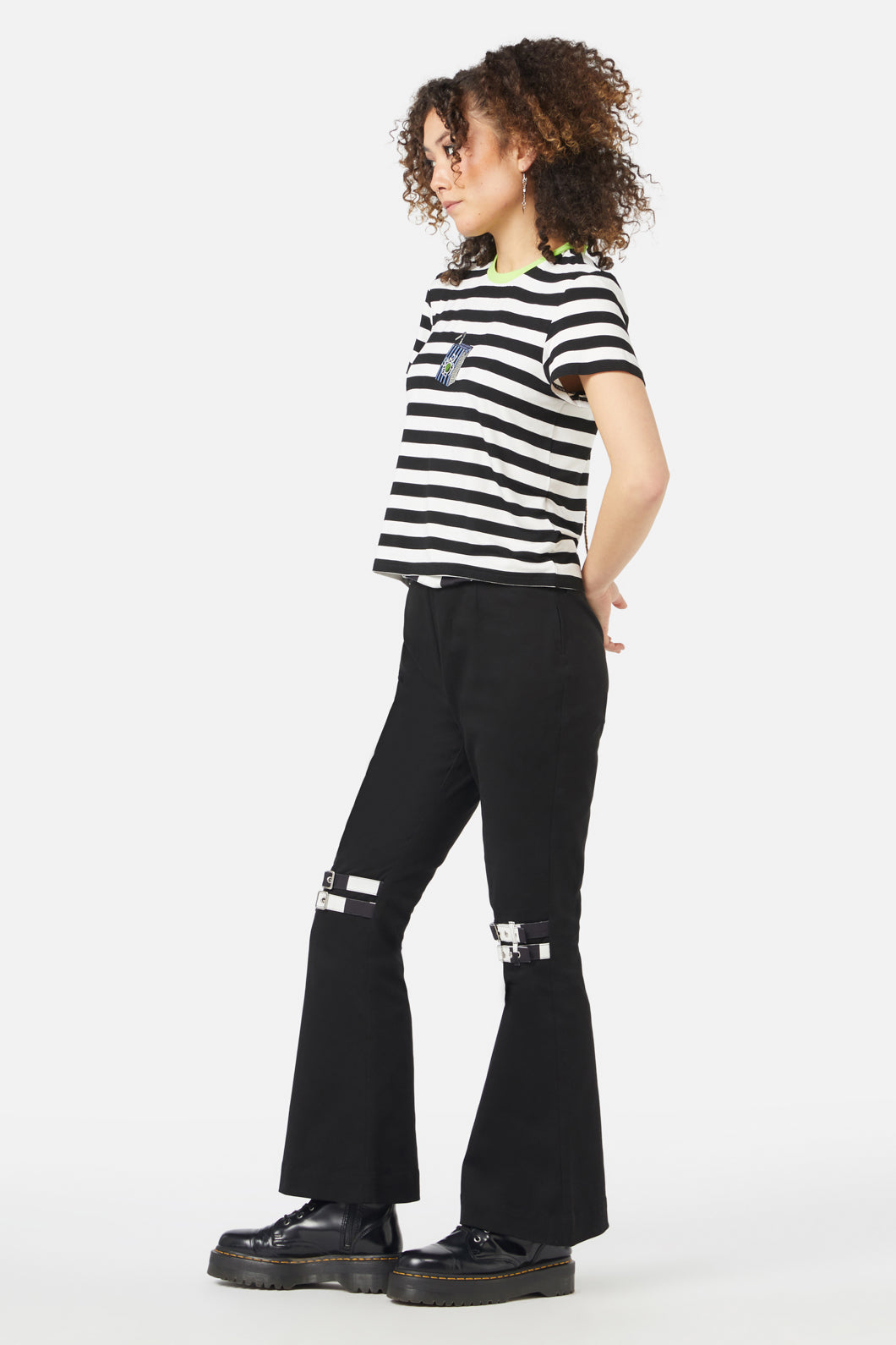 Black Friday - Spooky Tee - black-white