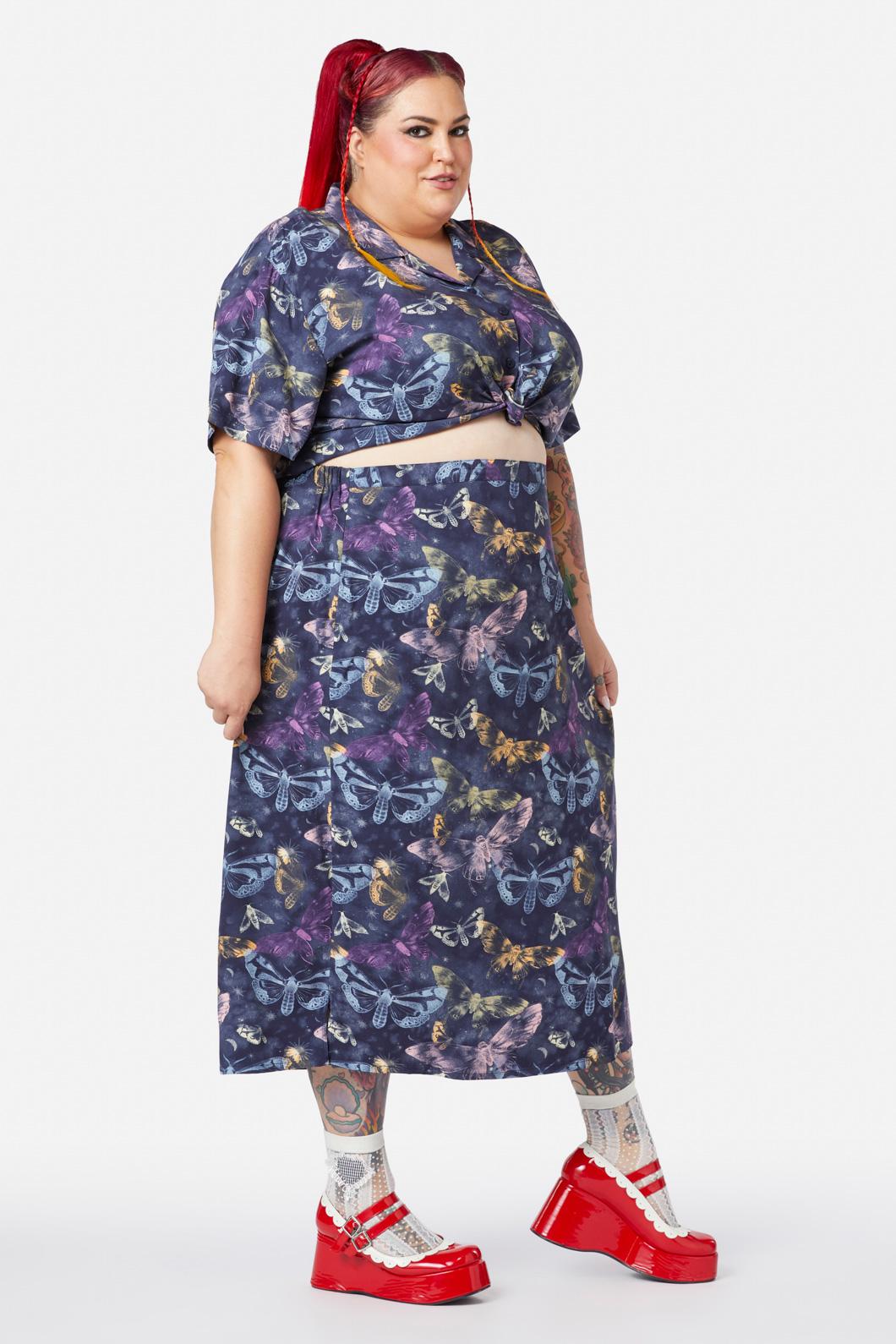 Black Friday - Curve Lunar Moth Print Maxi Skirt - navy