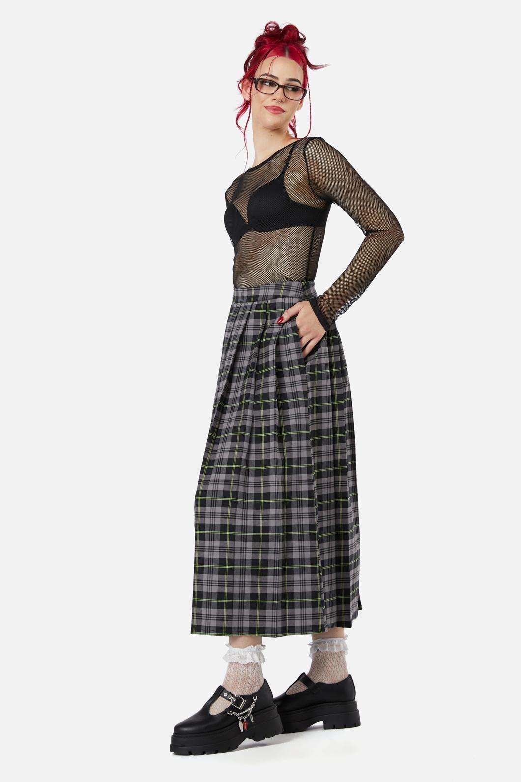 Black Friday - Unsolved Fishnet Top - black