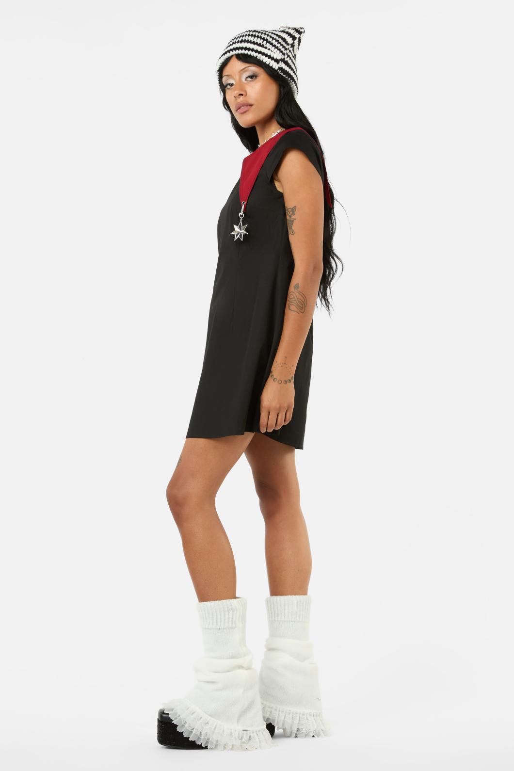 Black Friday - Puppet Show Shift Dress - black