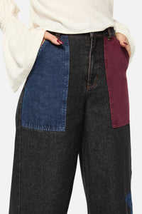 Black Friday - Puppet Show Statement Cargo - black