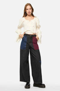 Black Friday - Puppet Show Statement Cargo - black