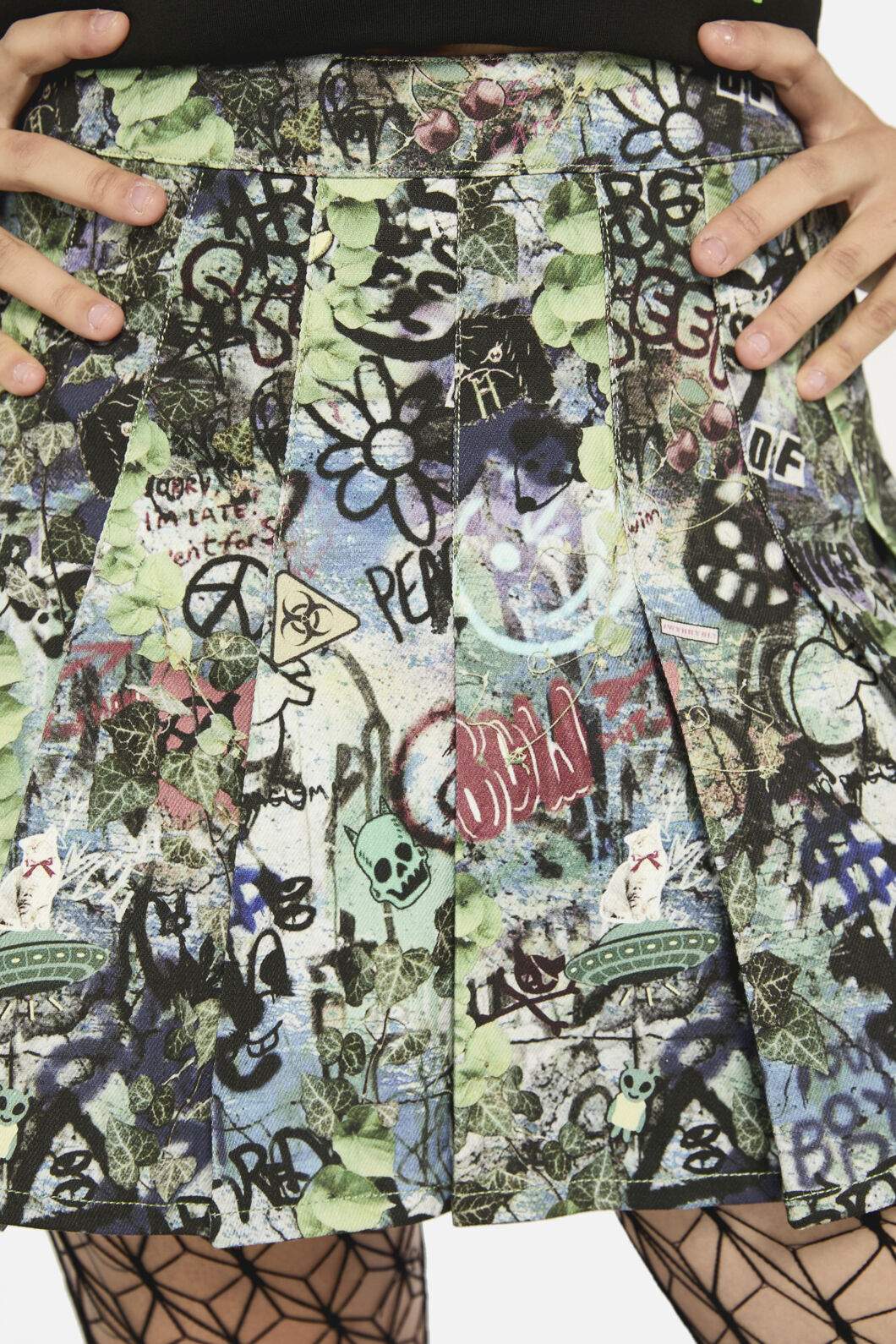 Black Friday - Laneway Print Pleated Skirt - multi