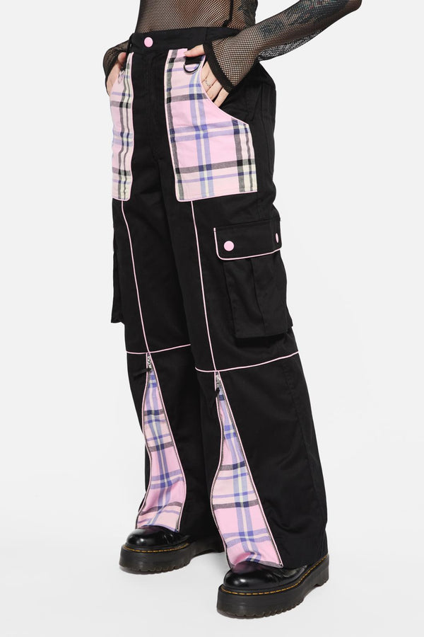 Black Friday - Dragon Scales Tartan Contrast Cargo - black-pink