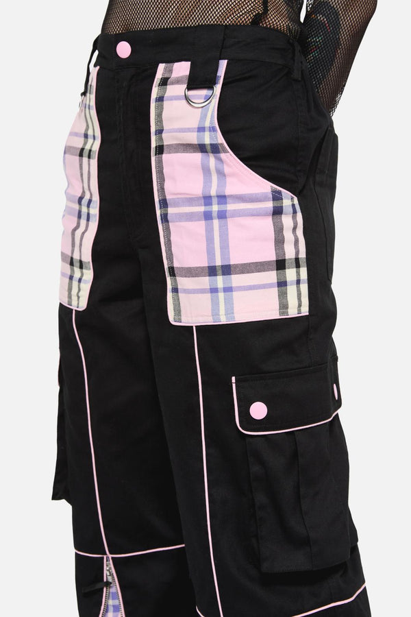 Black Friday - Dragon Scales Tartan Contrast Cargo - black-pink