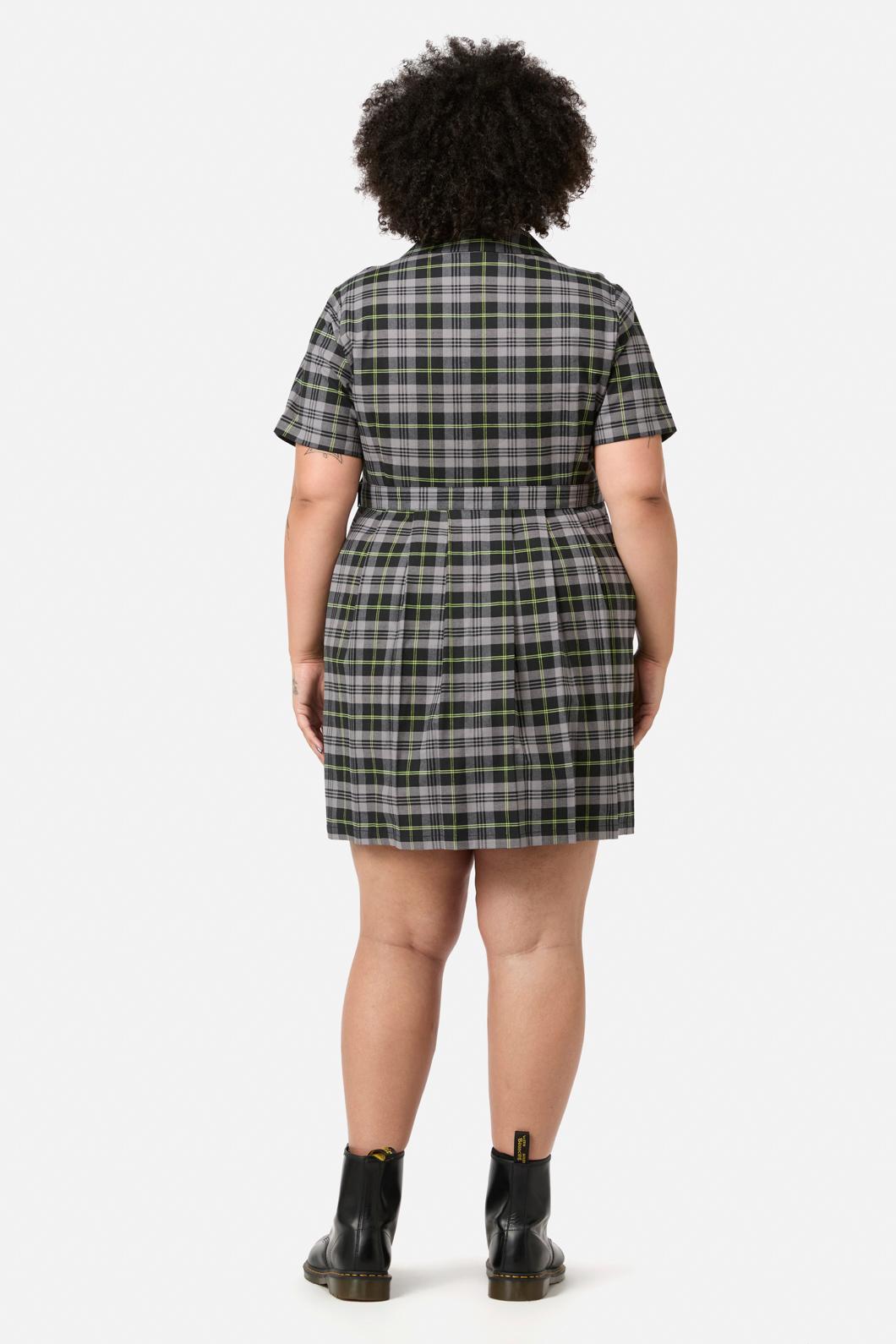 Black Friday - Curve Encounter Tartan Dress - black-green