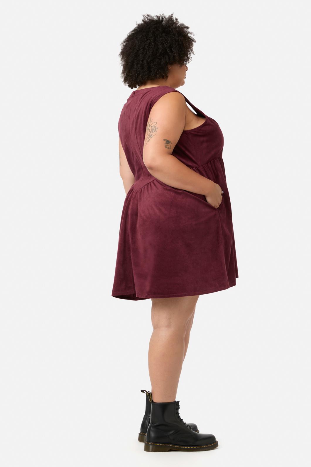 Black Friday - Curve Unified Cord Pinny - maroon