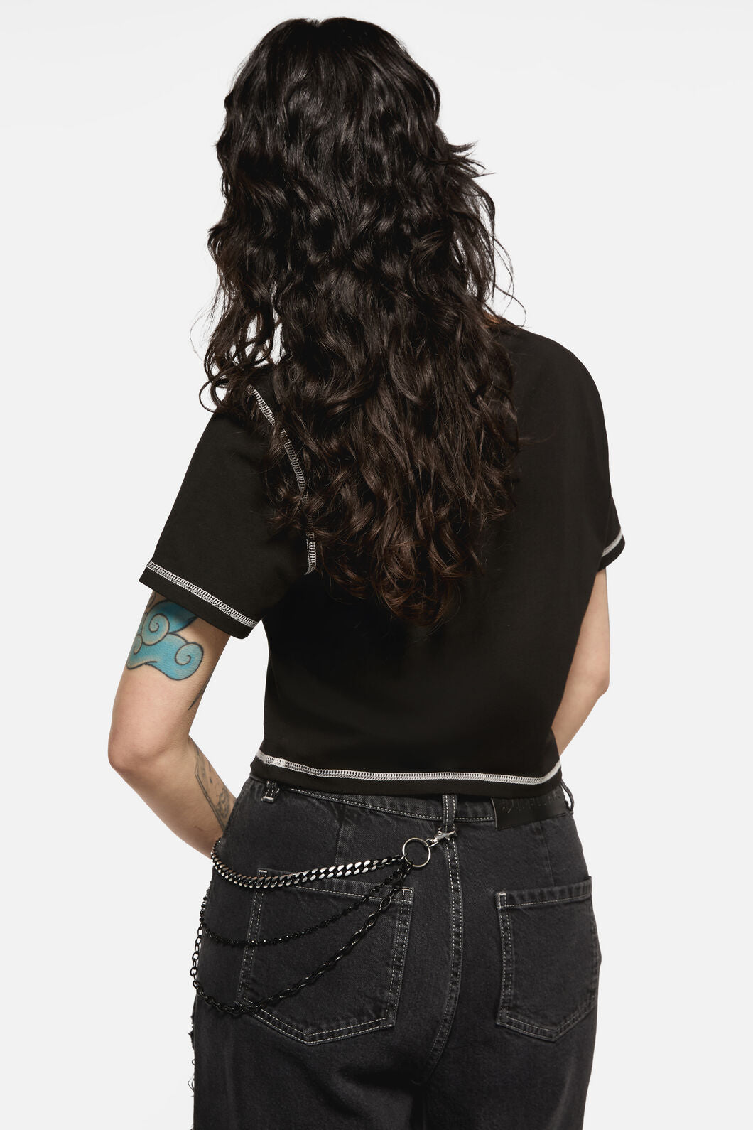 Black Friday - Inverted Cross Chain - black