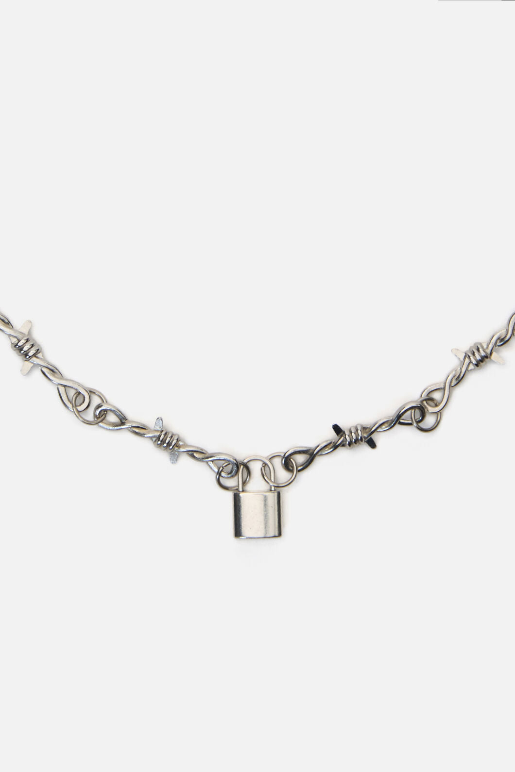 Black Friday - Barbed Lock Necklace - silver
