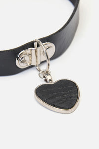 Black Friday - Heart Charm Choker - black