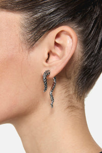 Black Friday - Tentacle Earrings - silver