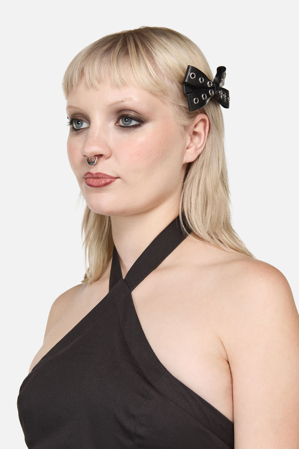 Black Friday - Eyelet Bow Clip - black