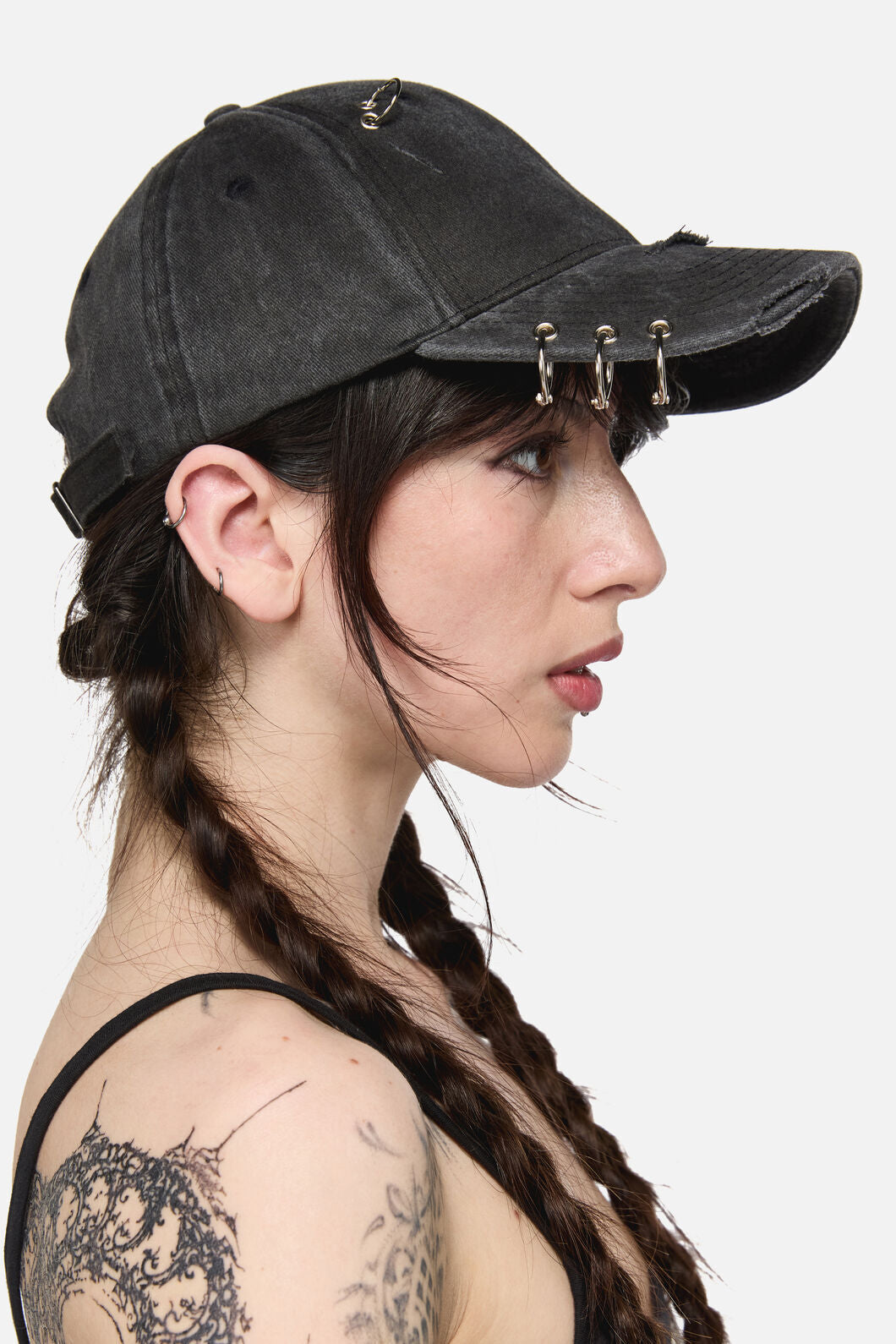 Black Friday - Simple Distressed Pierced Cap - grey