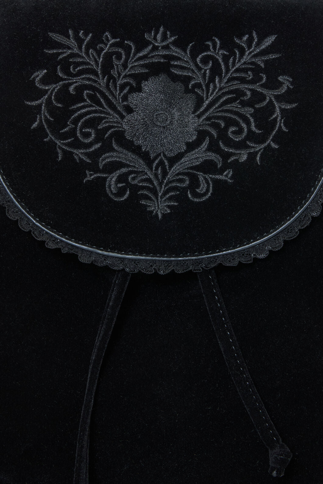 Black Friday - Pretty & Gothic VelvetBackpack - black