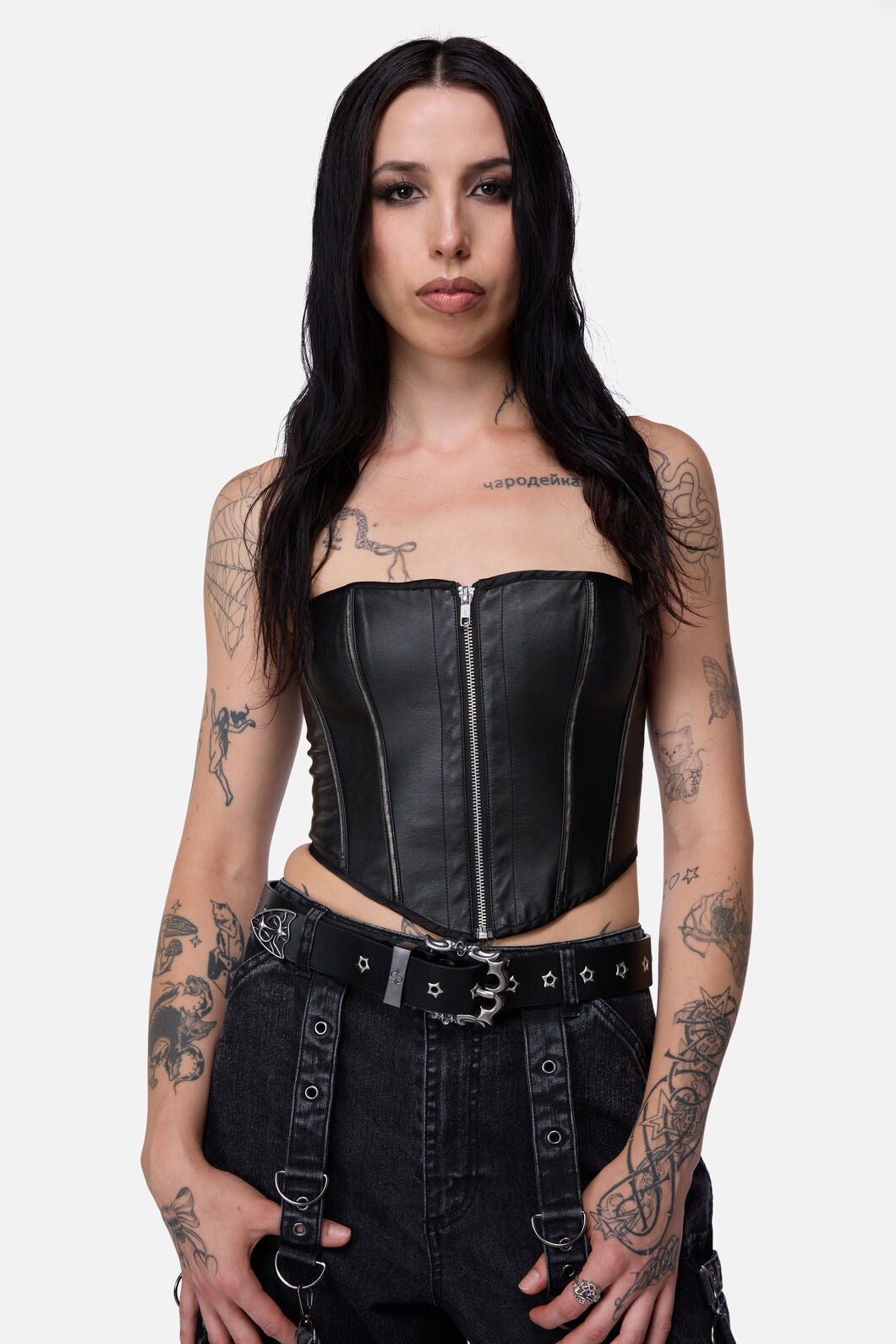 Black Friday - Star Eyelet Belt - black