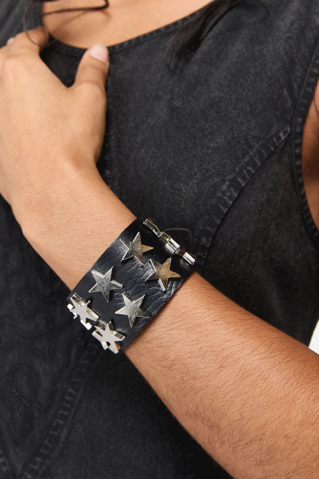 Black Friday - Double Star Cuff - black