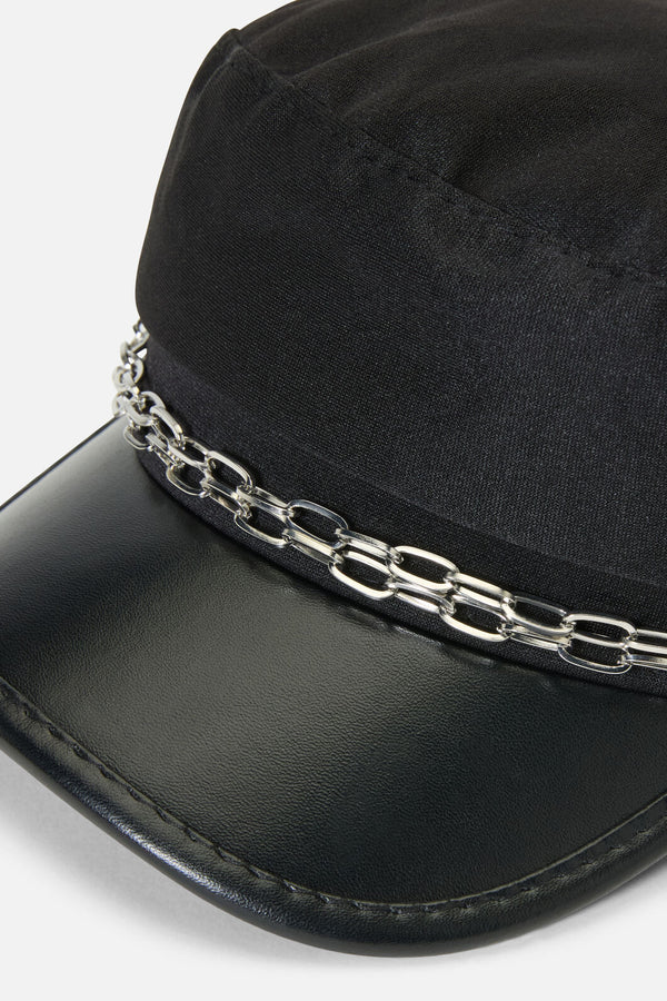 Black Friday - Simple Chained Page Boy - black