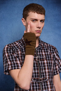 Black Friday - Warm Star Fingerless Gloves - tan