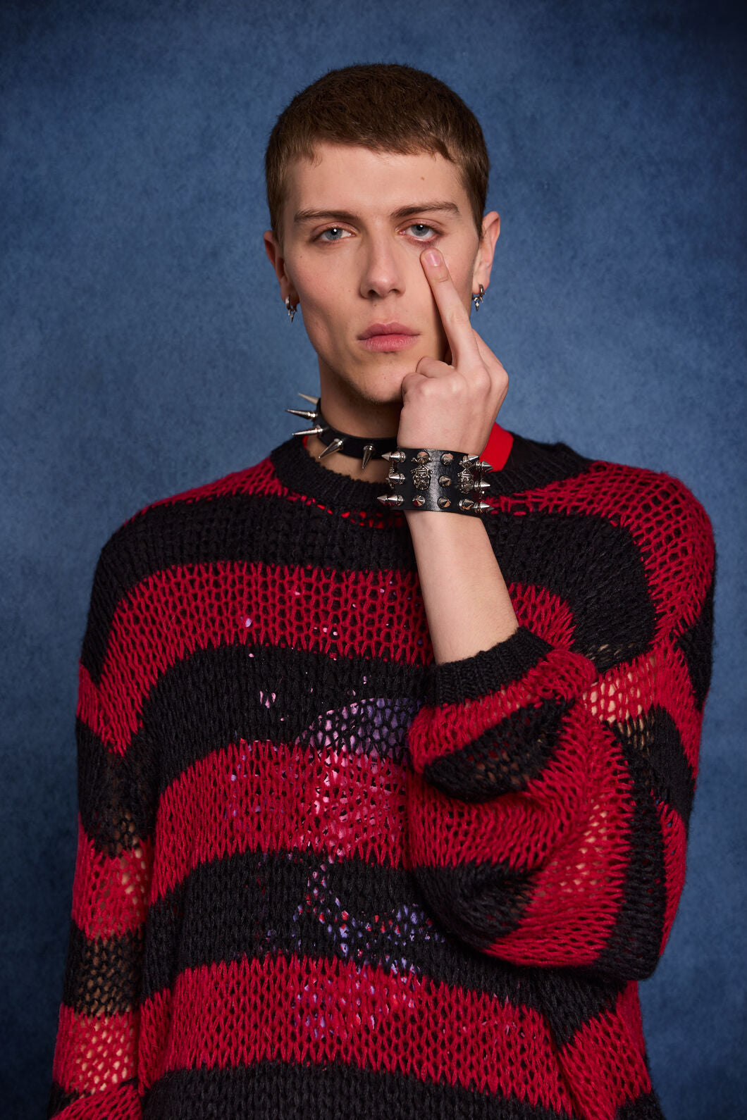Black Friday - Spike Skull Cuff - black