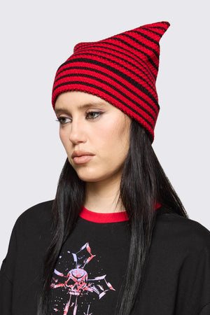 Black Friday - Pointed Knitted Beanie - black-red