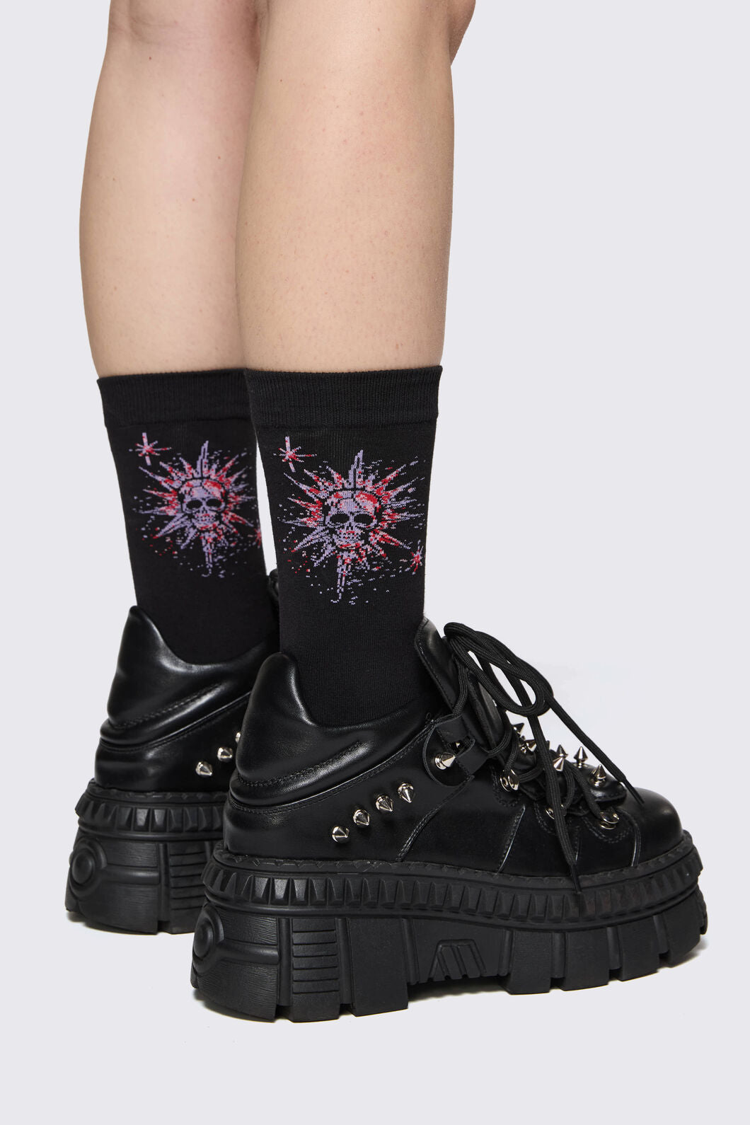 Black Friday - Trad Emo Skull Socks - black