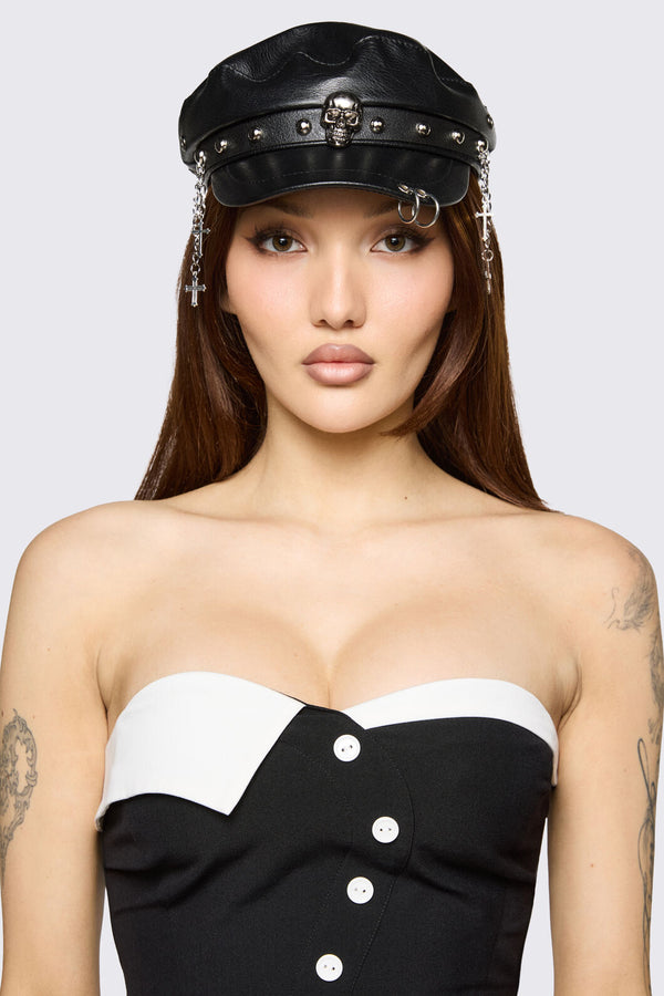 Black Friday - Studded & Skull Peak Cap - black