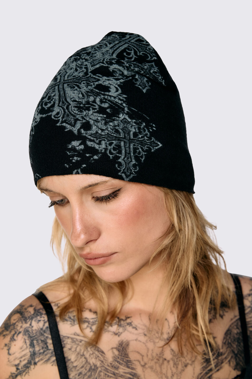 Black Friday - Sunday Beanie - black