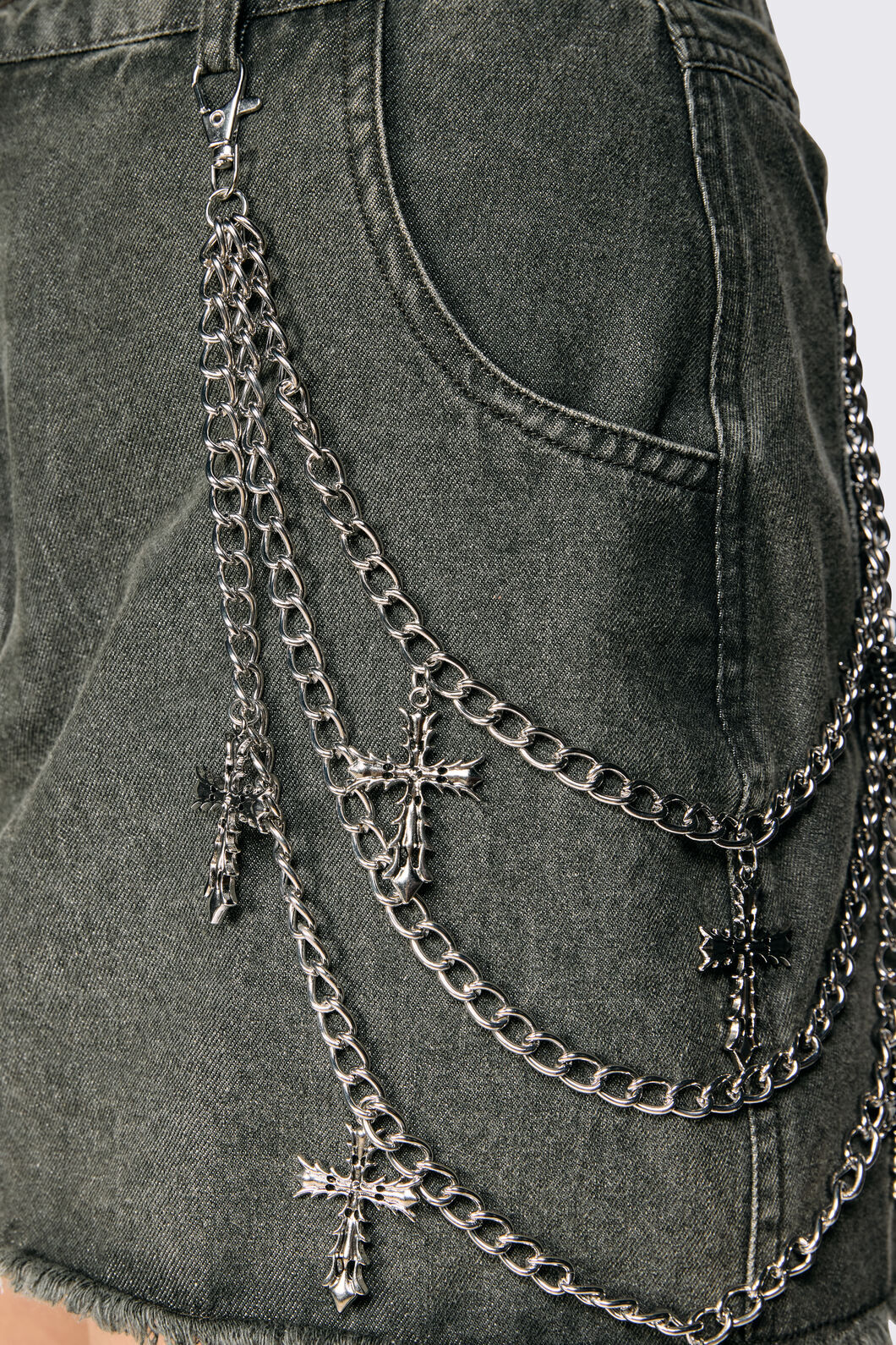 Black Friday - Cross Charm Pant Chain - silver