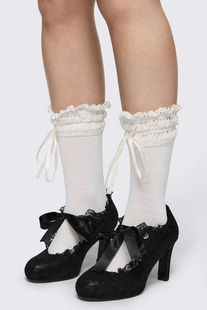 Black Friday - White Lace & Ribbon Socks - white