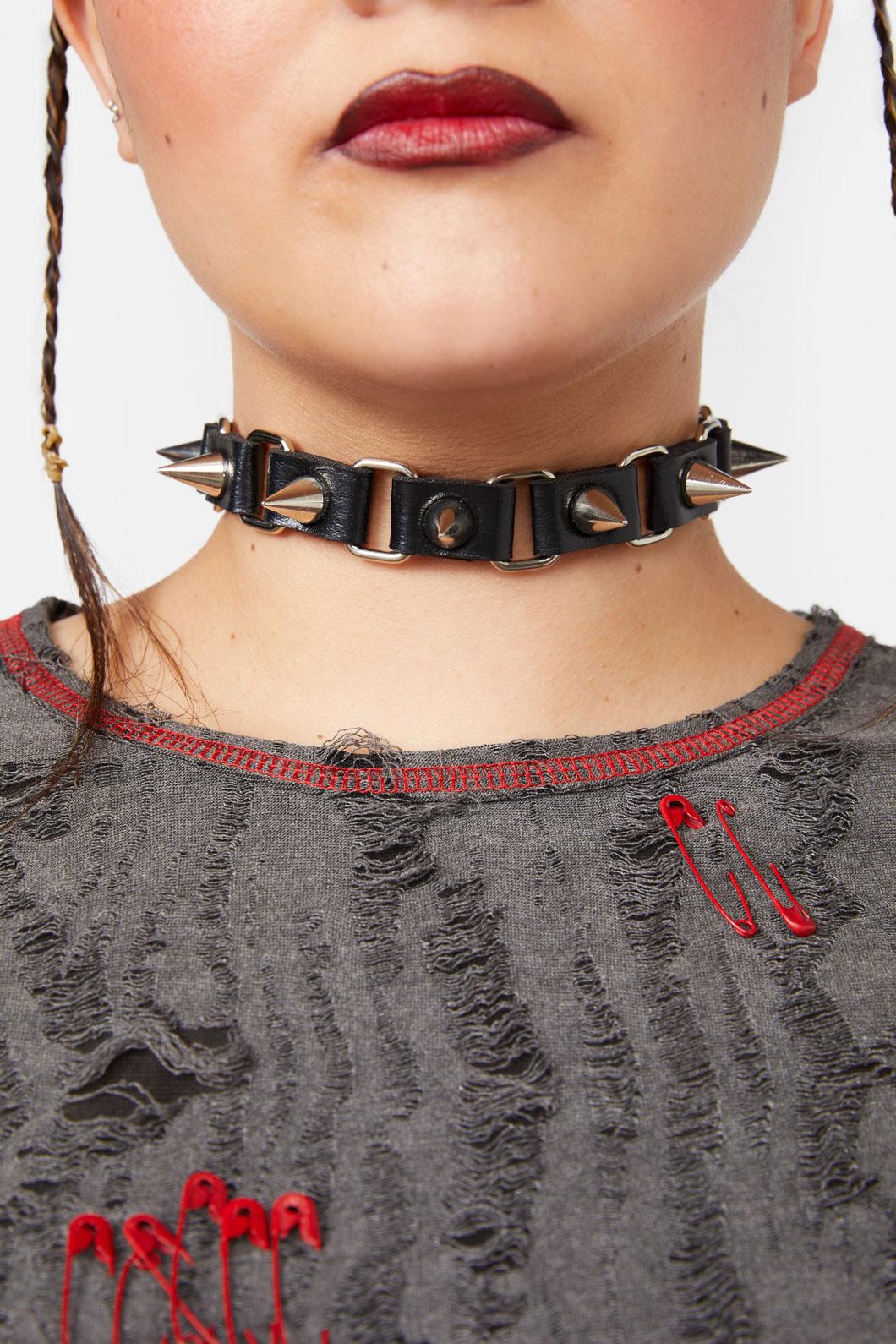 Black Friday - Linked Spike Choker - black