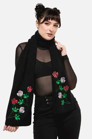 Black Friday - Roses Knit Scarf - black