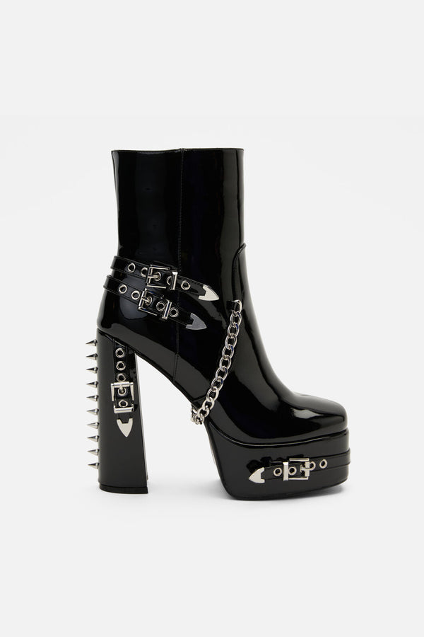 Black Friday - Buckle Patent Heel Boots - black