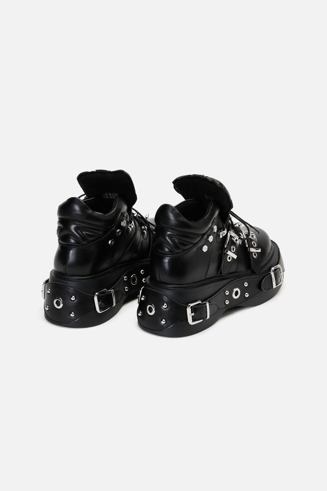 Black Friday - Aces Hardware Shoes - black