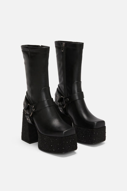 Black Friday - Bratty Boot - black