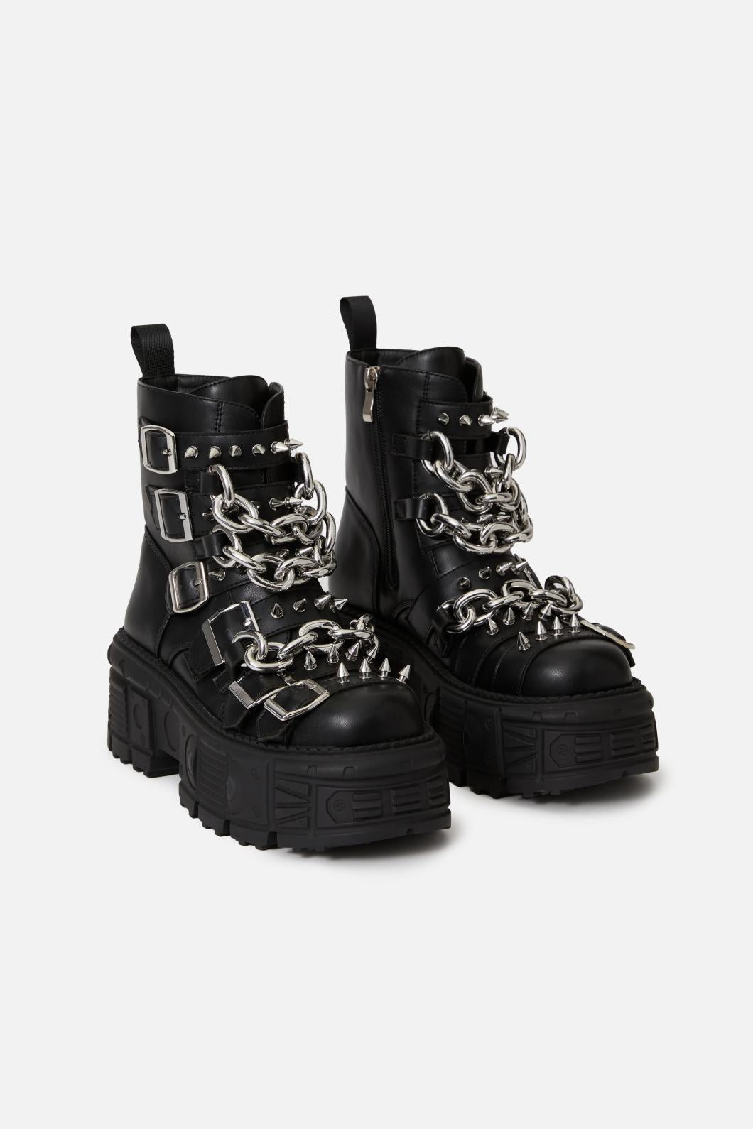 Black Friday - Bold Buckled Shoes - black
