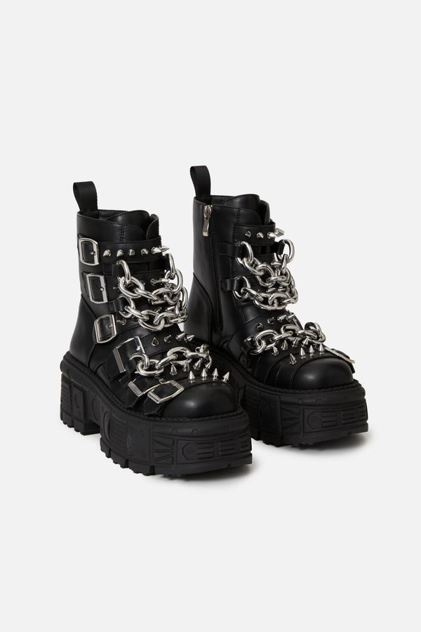 Black Friday - Bold Buckled Shoes - black