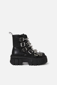 Black Friday - Bold Buckled Shoes - black