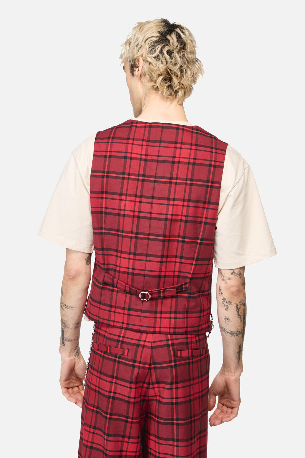 Dangerfield - Over It Tartan Vest - red