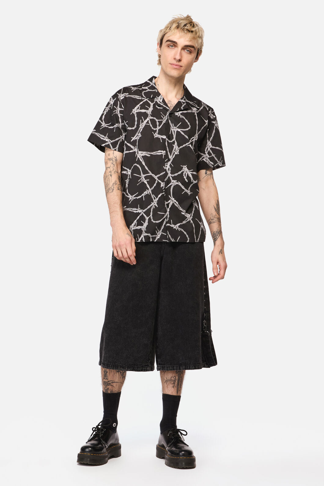 Dangerfield - Sharp Hearted Ss Shirt - black