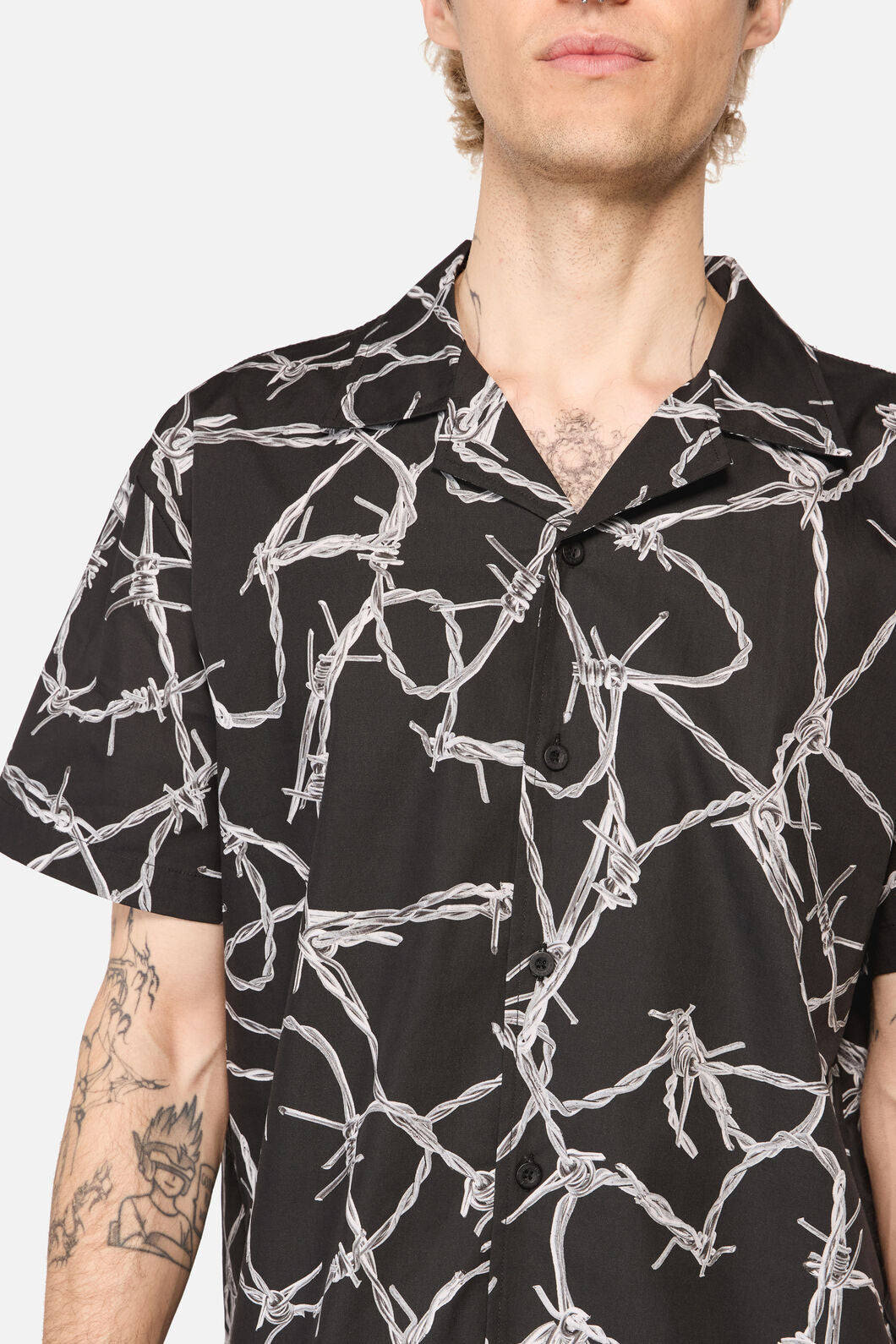 Dangerfield - Sharp Hearted Ss Shirt - black