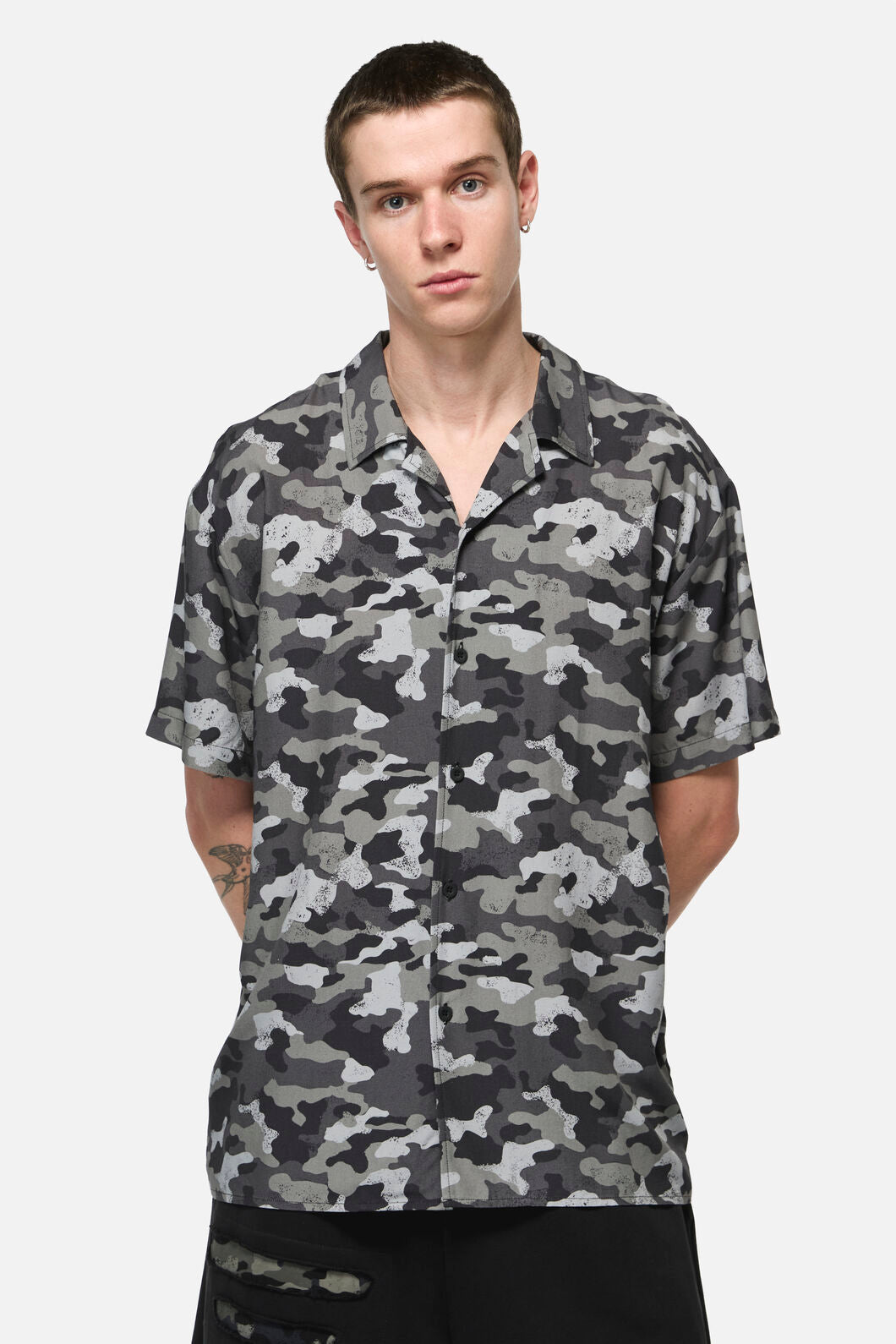 Dangerfield - Disruptive Camo SS Shirt - grey