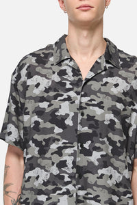 Dangerfield - Disruptive Camo SS Shirt - grey